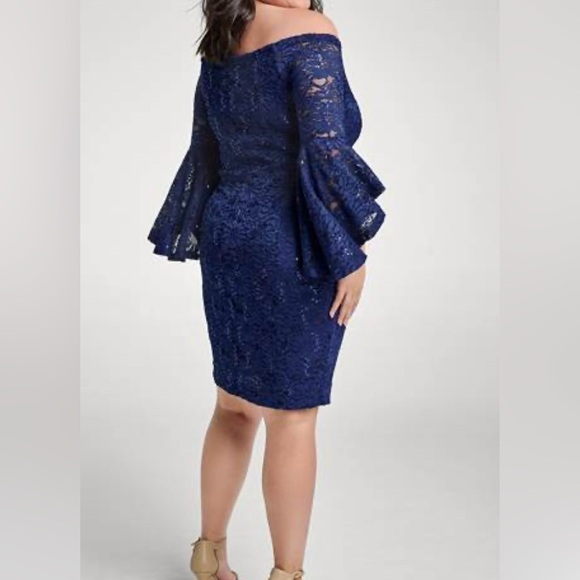 Dress - Picture 2 of 5